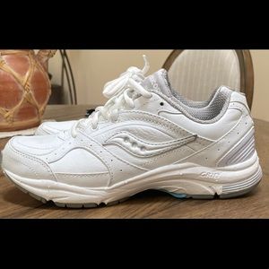 Women’s Saucony Grid Integrity ST2